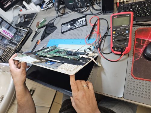 ASUS s&uuml;learvuti diagnostika multimeetriga emaplaadi kontroll Tallinn arvutiabi-esoft